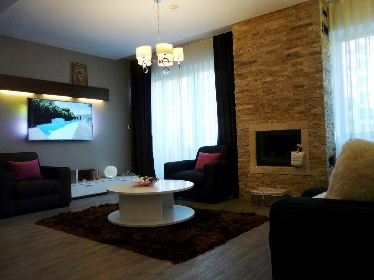 Silver Mountain Apartment A32 - 3 Rooms 3 Bathrooms Poiana Brasov Exterior photo