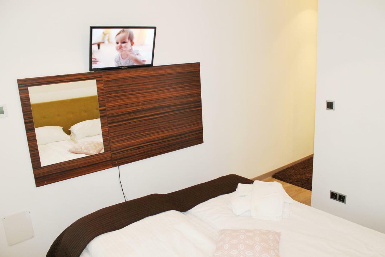 Silver Mountain Apartment A32 - 3 Rooms 3 Bathrooms Poiana Brasov Exterior photo