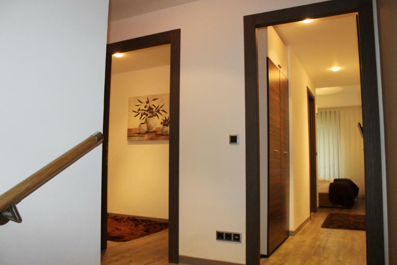 Silver Mountain Apartment A32 - 3 Rooms 3 Bathrooms Poiana Brasov Exterior photo