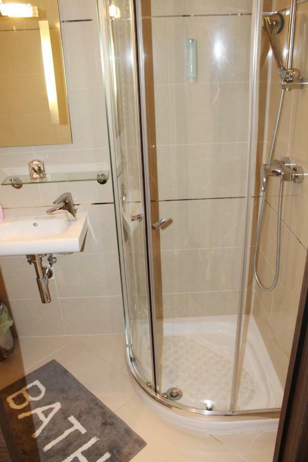 Silver Mountain Apartment A32 - 3 Rooms 3 Bathrooms Poiana Brasov Exterior photo